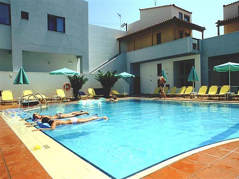 Flisvos Beach (Adults Only) Apartman Réthimno Kültér fotó